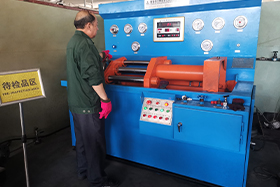 生產(chǎn)環(huán)境圖-4 壓機